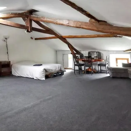 Maison Charmante A Avec Vue Sur La Montagne