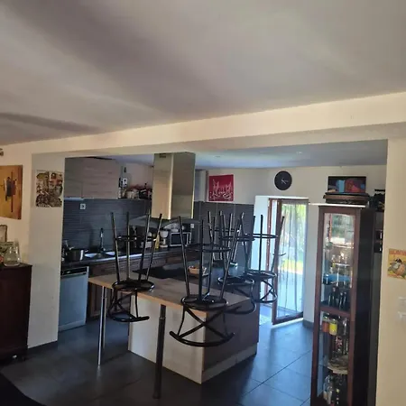 Maison Charmante A Avec Vue Sur La Montagne Ferienhaus Prat-Bonrepaux