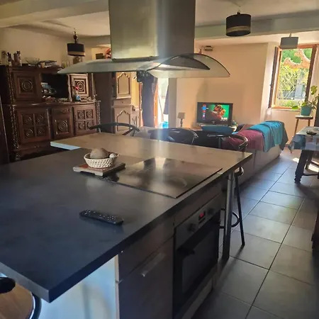 Feriehus Maison Charmante A Avec Vue Sur La Montagne