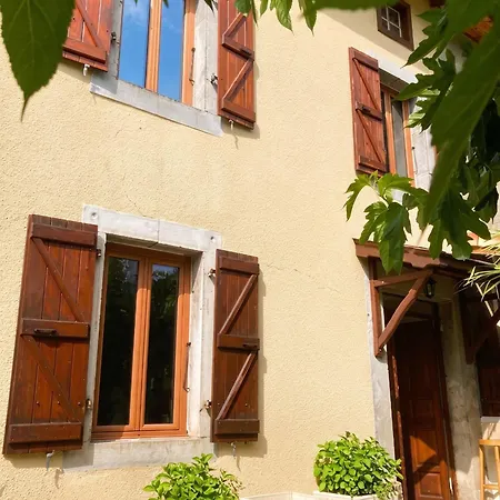 Ferienhaus Maison Charmante A Avec Vue Sur La Montagne Prat-Bonrepaux